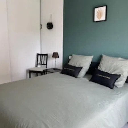 Comfortable With 2 Balconies Apartment